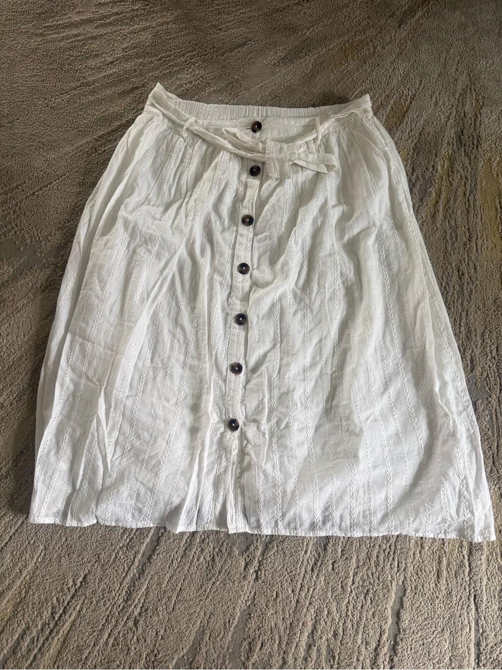 Eden and Olivia white midi skirt cotton belted button front XL